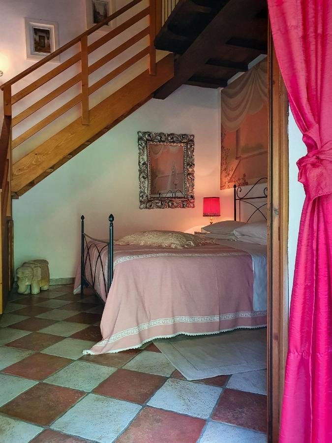 Oasi Lignana Suite Apartments Vellano Exteriör bild