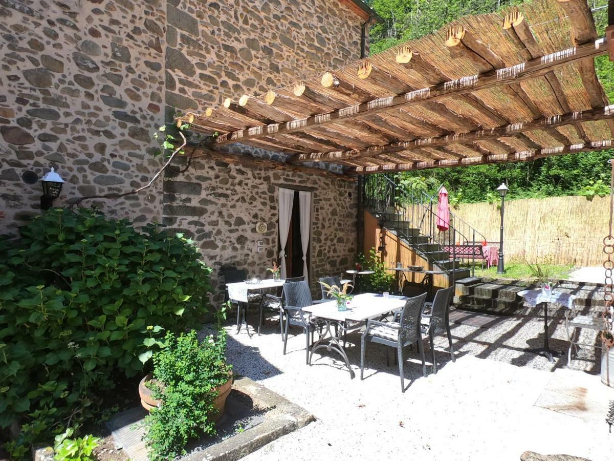 Oasi Lignana Suite Apartments Vellano Exteriör bild